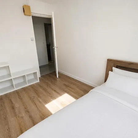 Dakvet Moderne - 3 Bedrooms, Quiet, Hot Tub *