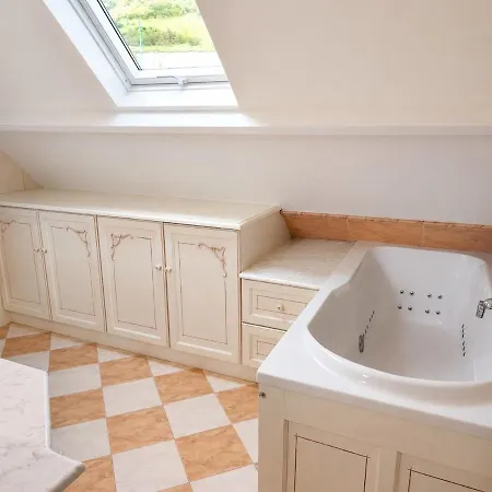 דירה Dakvet Moderne - 3 Bedrooms, Quiet, Hot Tub *