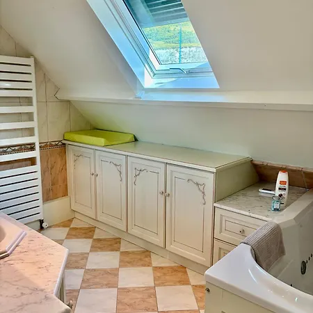 Apartman Dakvet Moderne - 3 Bedrooms, Quiet, Hot Tub *