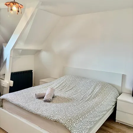 Dakvet Moderne - 3 Bedrooms, Quiet, Hot Tub Apartman
